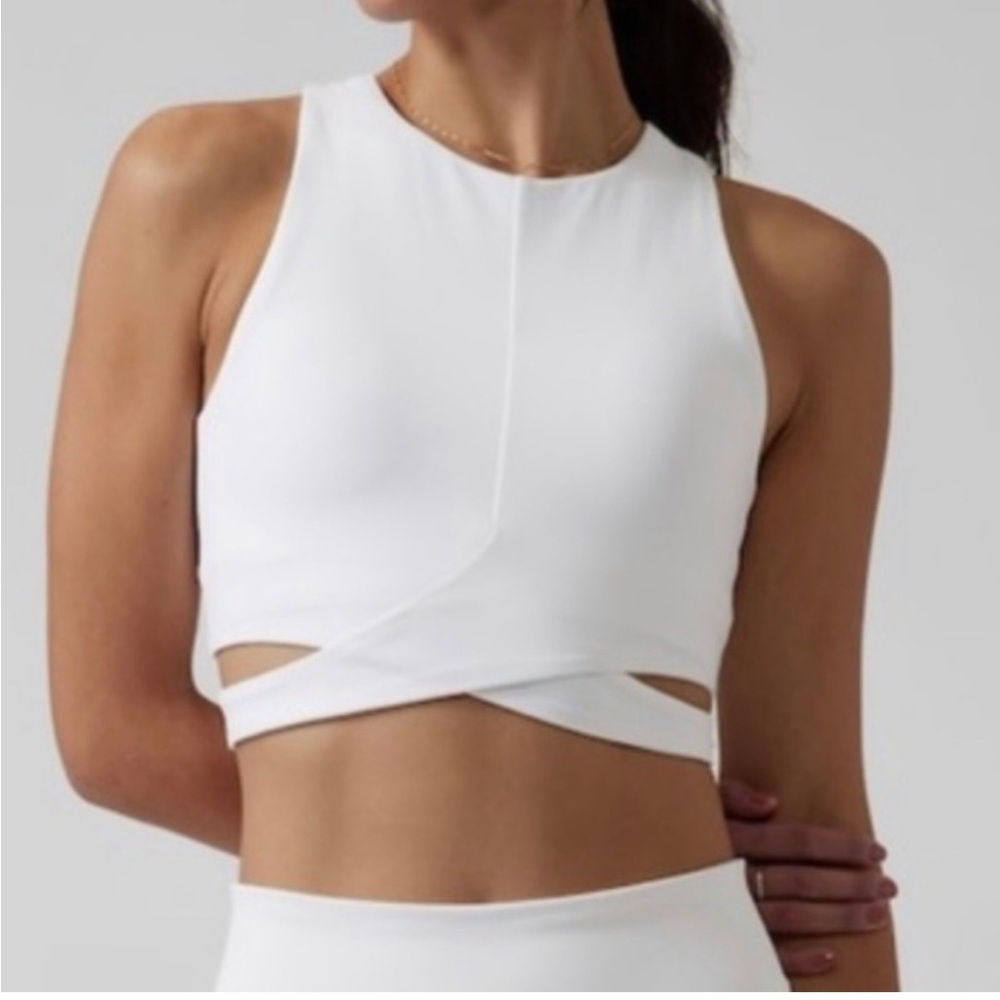 Athleta filly lined crop top with shelf bra size medium